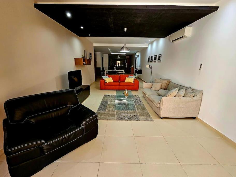 Unique Apartment And Location Биргу Экстерьер фото